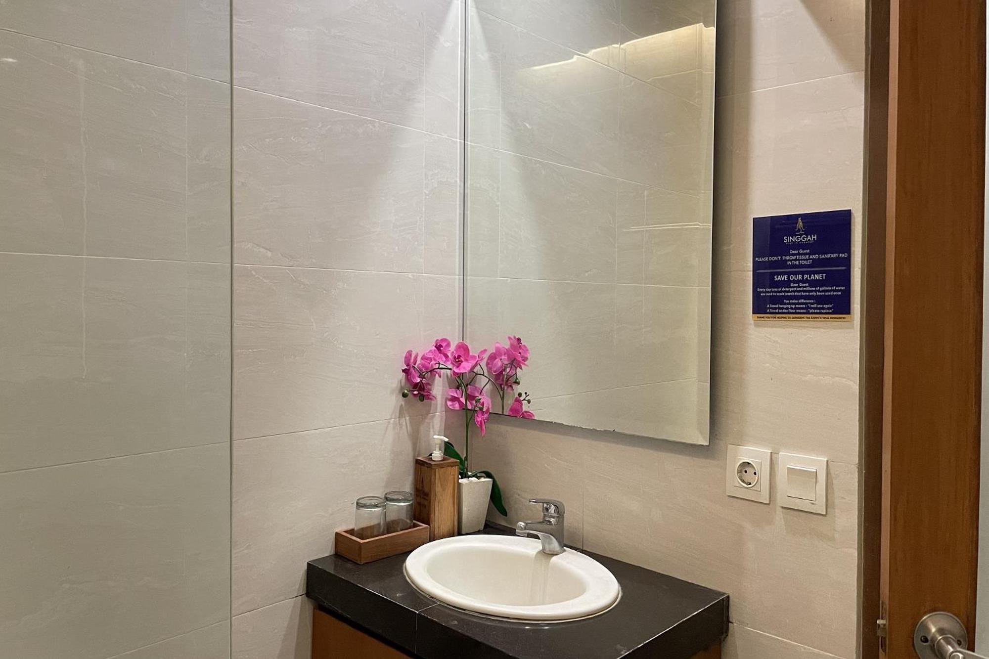 Singgah Hotel Seminyak מראה חיצוני תמונה